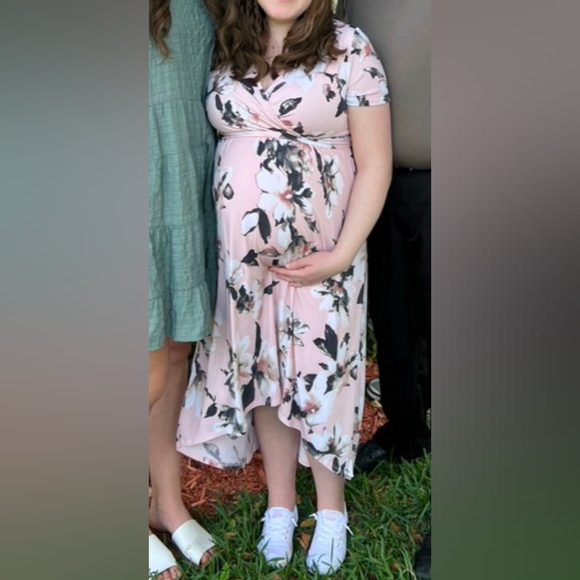 EUC PinkBlush Maternity/Nursing Dress: Blush Pink - Small - Picture 5 of 8